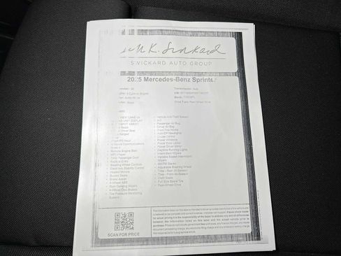 Used 2025 Mercedes-Benz Sprinter 2500 image 39