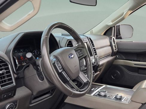 Used 2018 Ford Expedition Max Limited w/ Equipment Group 301A AWD/4WD image 31