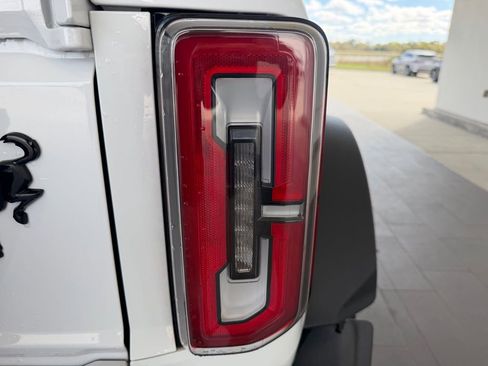 Used 2024 Ford Bronco Wildtrak image 19