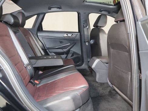 Used 2024 Volkswagen Jetta GLI Autobahn image 14