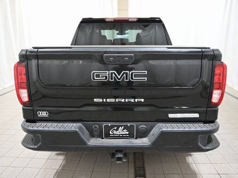 Used 2022 GMC Sierra 1500 Elevation w/ LPO, Elevation Black Package AWD/4WD image 12