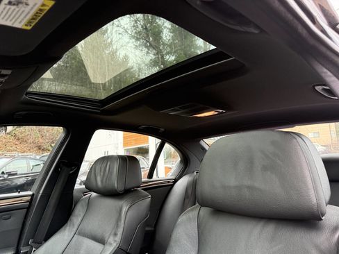 Used 2010 BMW 535i Sedan image 12