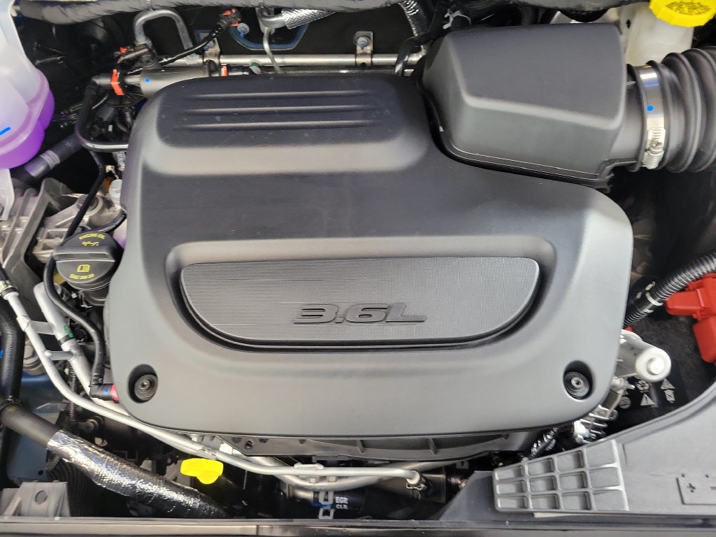 New 2027 Chrysler Pacifica Select FWD image 10