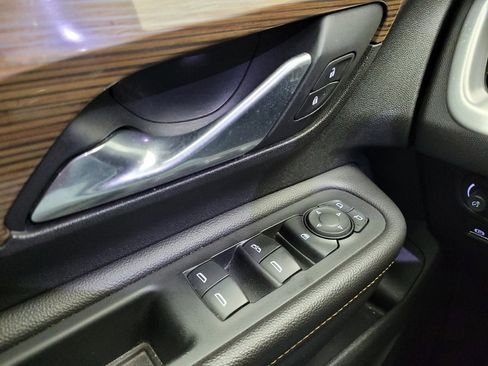 Used 2018 GMC Terrain SLE image 27