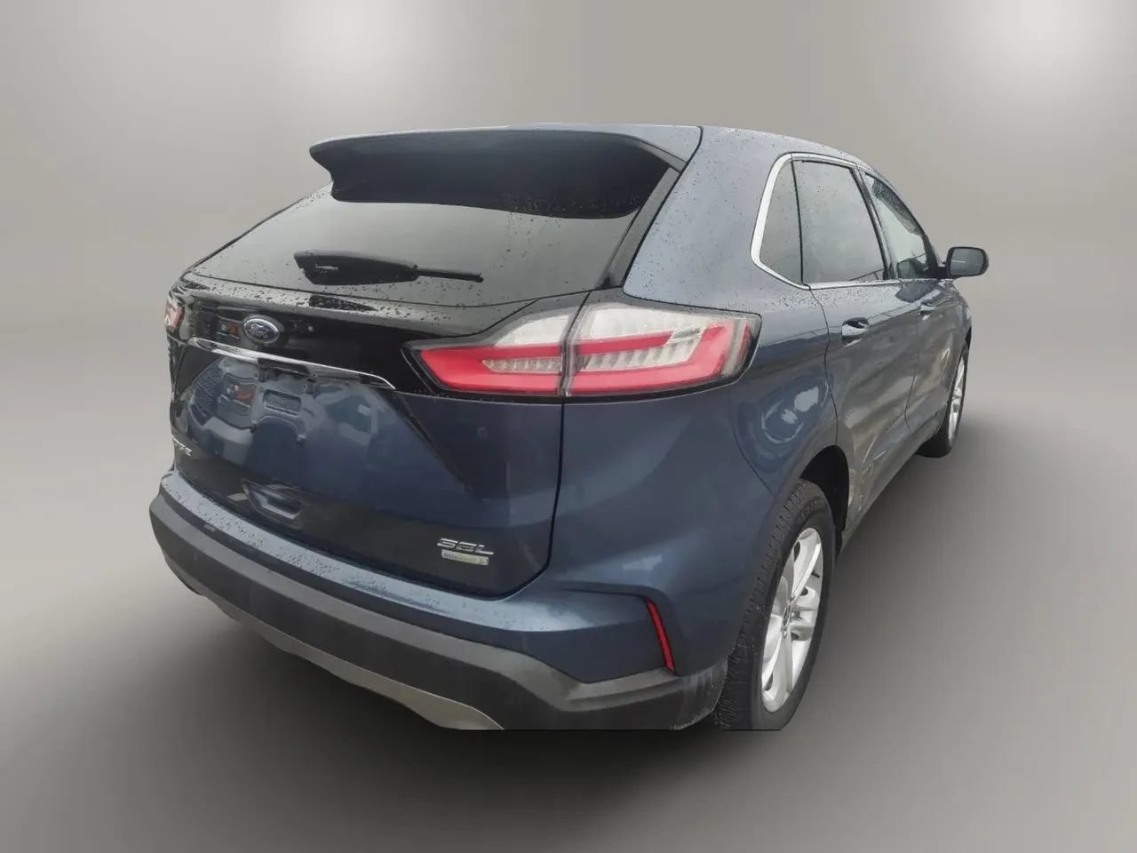 Used 2019 Ford Edge SEL w/ Equipment Group 201A FWD image 3