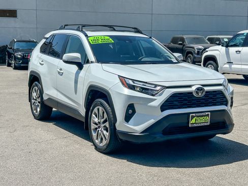 Used 2025 Toyota RAV4 XLE Premium FWD image 3