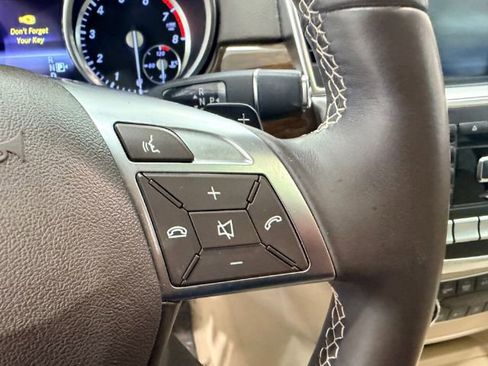 Used 2015 Mercedes-Benz GL 450 4MATIC w/ Appearance Package image 33
