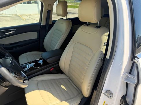 Used 2018 Ford Edge SEL w/ Equipment Group 201A AWD/4WD image 20