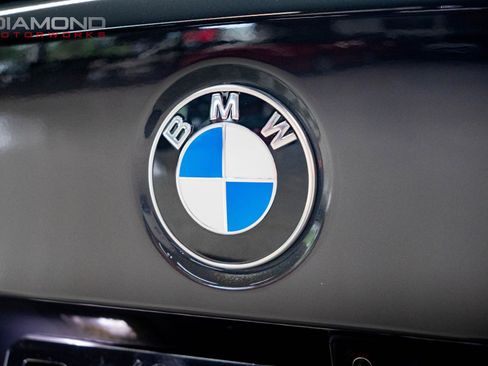 Used 2025 BMW M3 w/ M Carbon Exterior Package RWD image 56
