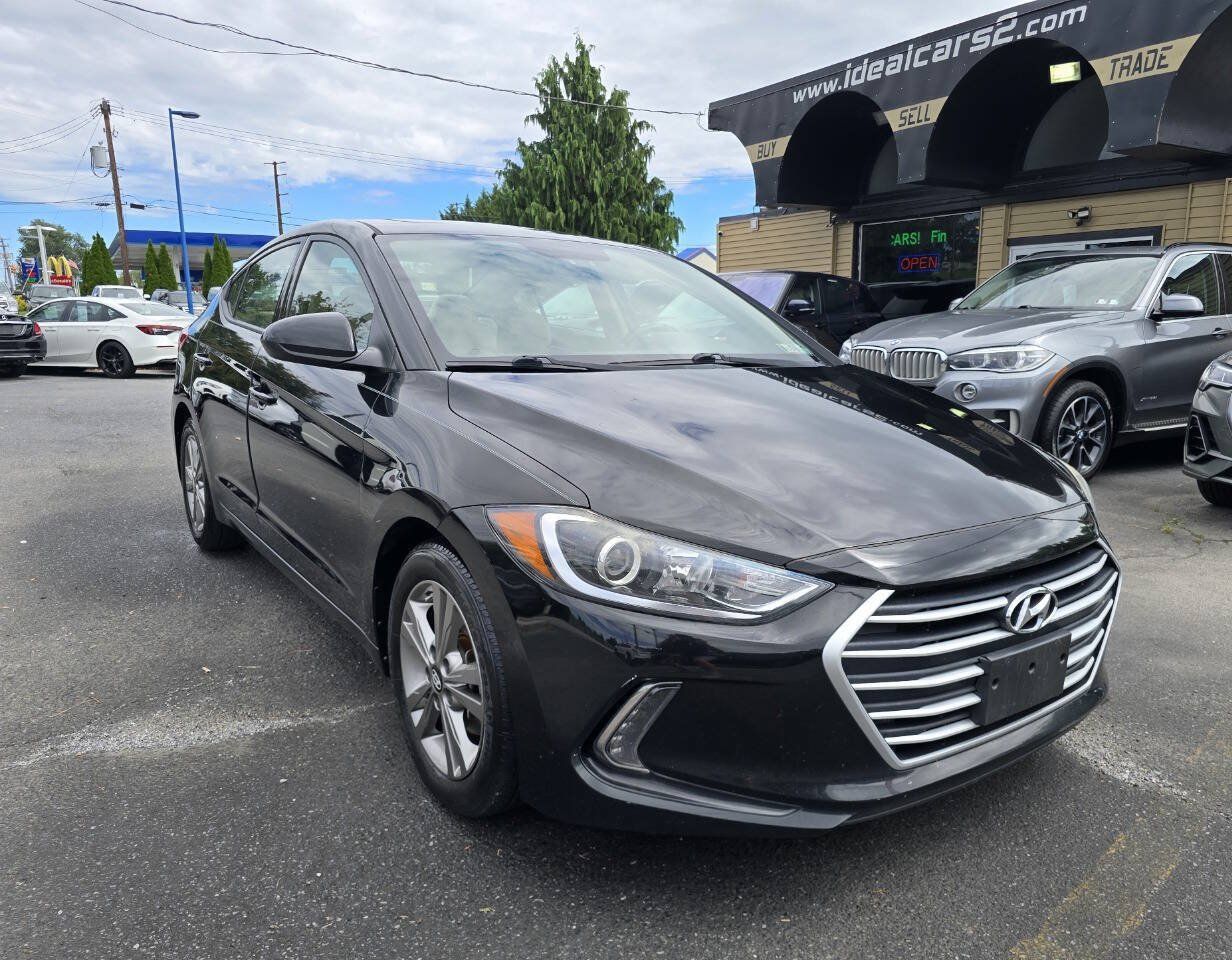 Used 2017 Hyundai Elantra Value Edition w/ Cargo Package FWD image 1