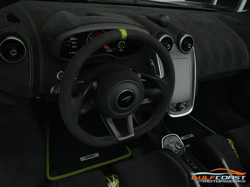 Used 2020 McLaren 600LT Spider image 28