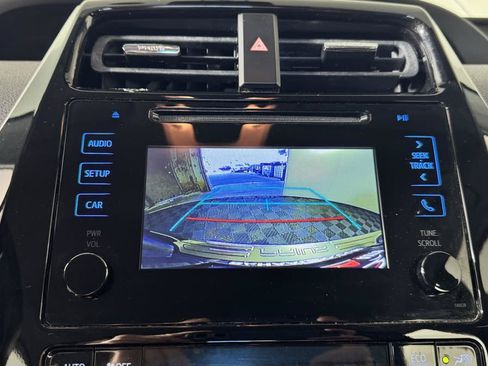 Used 2017 Toyota Prius Two FWD image 21