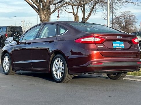 Used 2016 Ford Fusion SE image 6