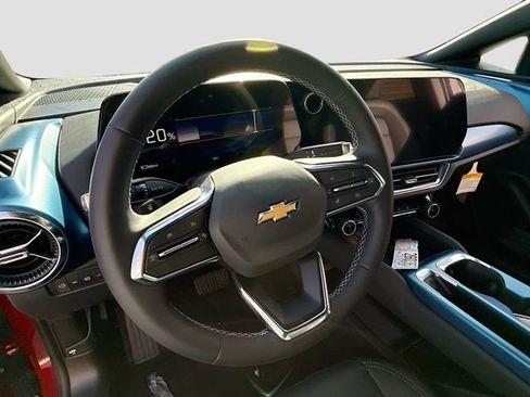 New 2026 Chevrolet Equinox EV LT image 12