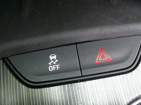 Used 2017 GMC Acadia SLT image 34