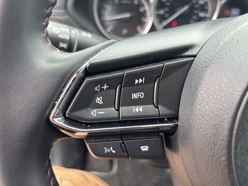 Used 2025 MAZDA CX-5 Carbon Edition image 23