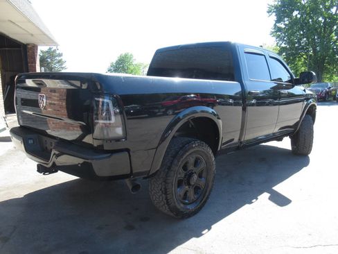 Used 2014 RAM 2500 Tradesman w/ Chrome Appearance Group AWD/4WD image 8