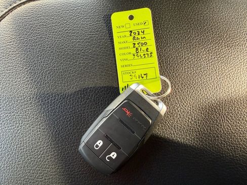 Used 2024 RAM 2500 Big Horn w/ Bed Utility Group image 40