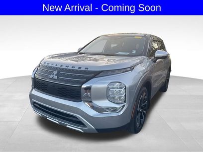 Used 2024 Mitsubishi Outlander SE