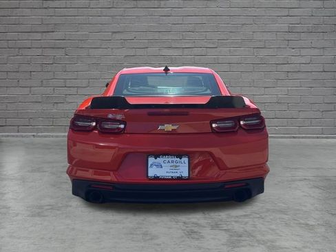 Used 2019 Chevrolet Camaro LT w/ Technology Package RWD image 6