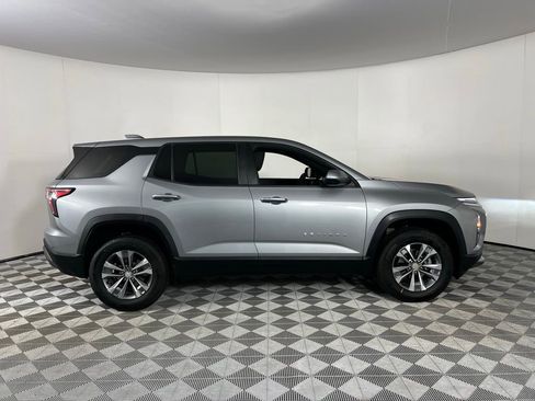 Used 2025 Chevrolet Equinox LT image 5