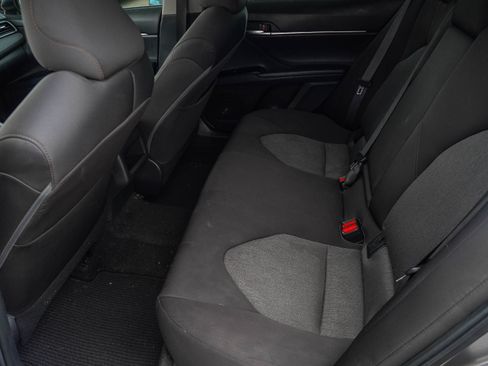 Used 2019 Toyota Camry LE w/ Carpet Mat Package FWD image 18