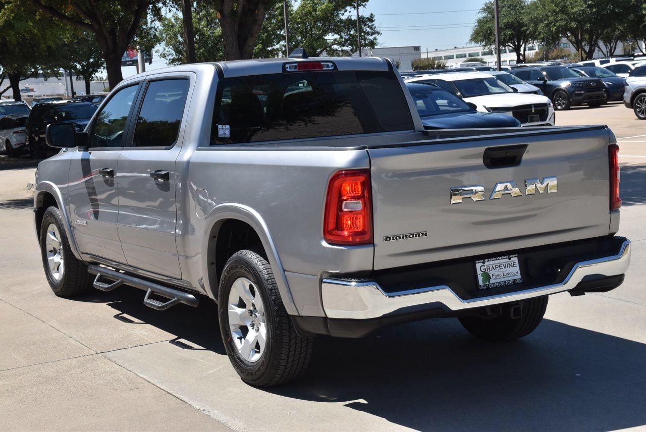 Used 2025 RAM 1500 Big Horn RWD image 10