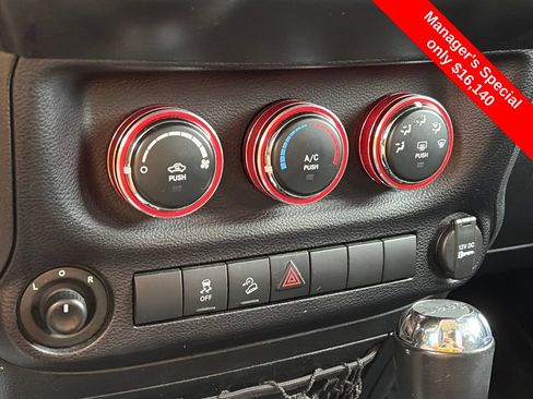Used 2016 Jeep Wrangler Unlimited Sport w/ Quick Order Package 24S AWD/4WD image 22