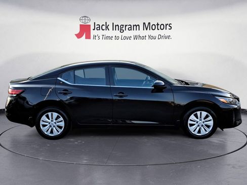 Used 2025 Nissan Sentra S FWD image 6