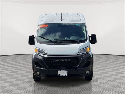 Used 2026 RAM ProMaster 2500 w/ Convenience Group FWD image 2
