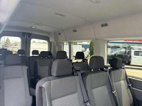 Used 2024 Ford Transit 350 XLT RWD image 5