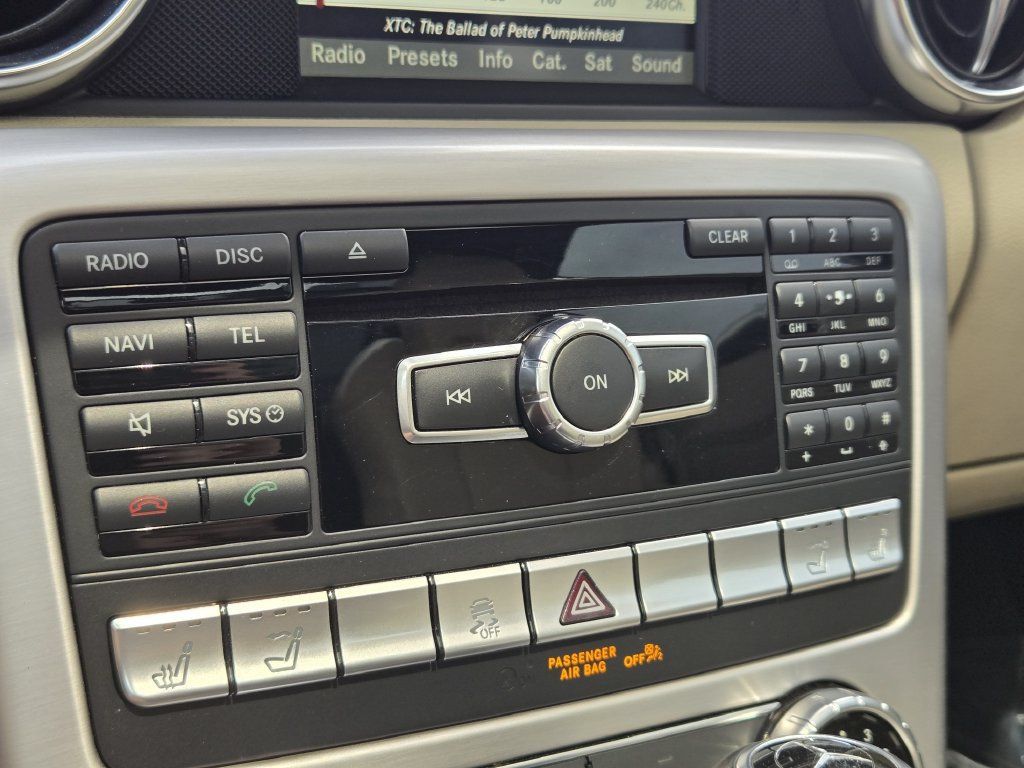 Used 2014 Mercedes-Benz SLK 250 image 20
