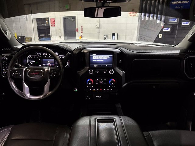 Used 2022 GMC Sierra 2500 SLT w/ SLT Convenience Package AWD/4WD image 11