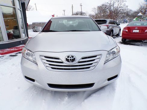 Used 2008 Toyota Camry LE image 2