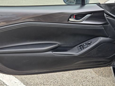 Used 2025 MAZDA MX-5 Miata RF Grand Touring RWD image 10