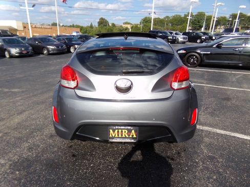 Used 2015 Hyundai Veloster w/ Option Group 03 FWD image 4