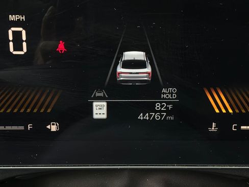 Used 2025 Kia K4 FWD image 39