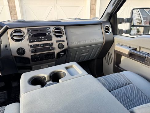 Used 2014 Ford F250 XLT image 16