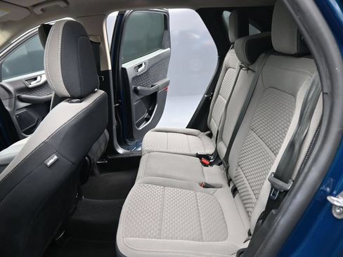 Used 2020 Ford Escape SE FWD image 18