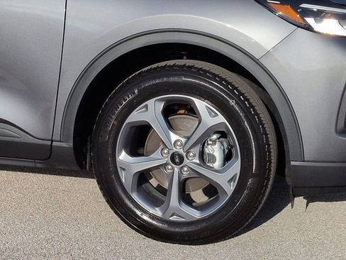 New 2026 Ford Escape ST-Line w/ Tech Pack #1 FWD image 11