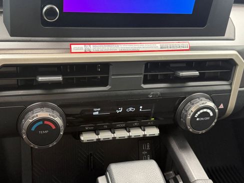 Certified 2024 Toyota Tacoma SR5 image 25