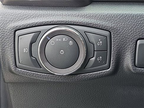 Used 2019 Ford Ranger Lariat w/ Equipment Group 501A Mid image 27