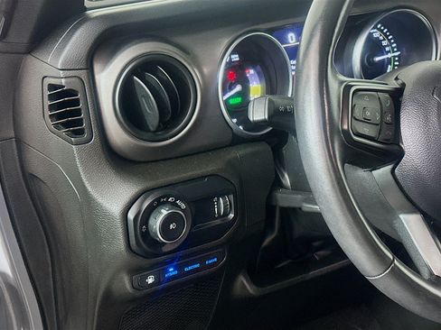 Used 2023 Jeep Wrangler Unlimited w/ Cold Weather Group AWD/4WD image 16
