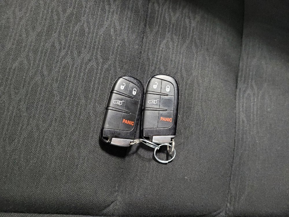 Used 2021 Dodge Durango SXT AWD/4WD image 32
