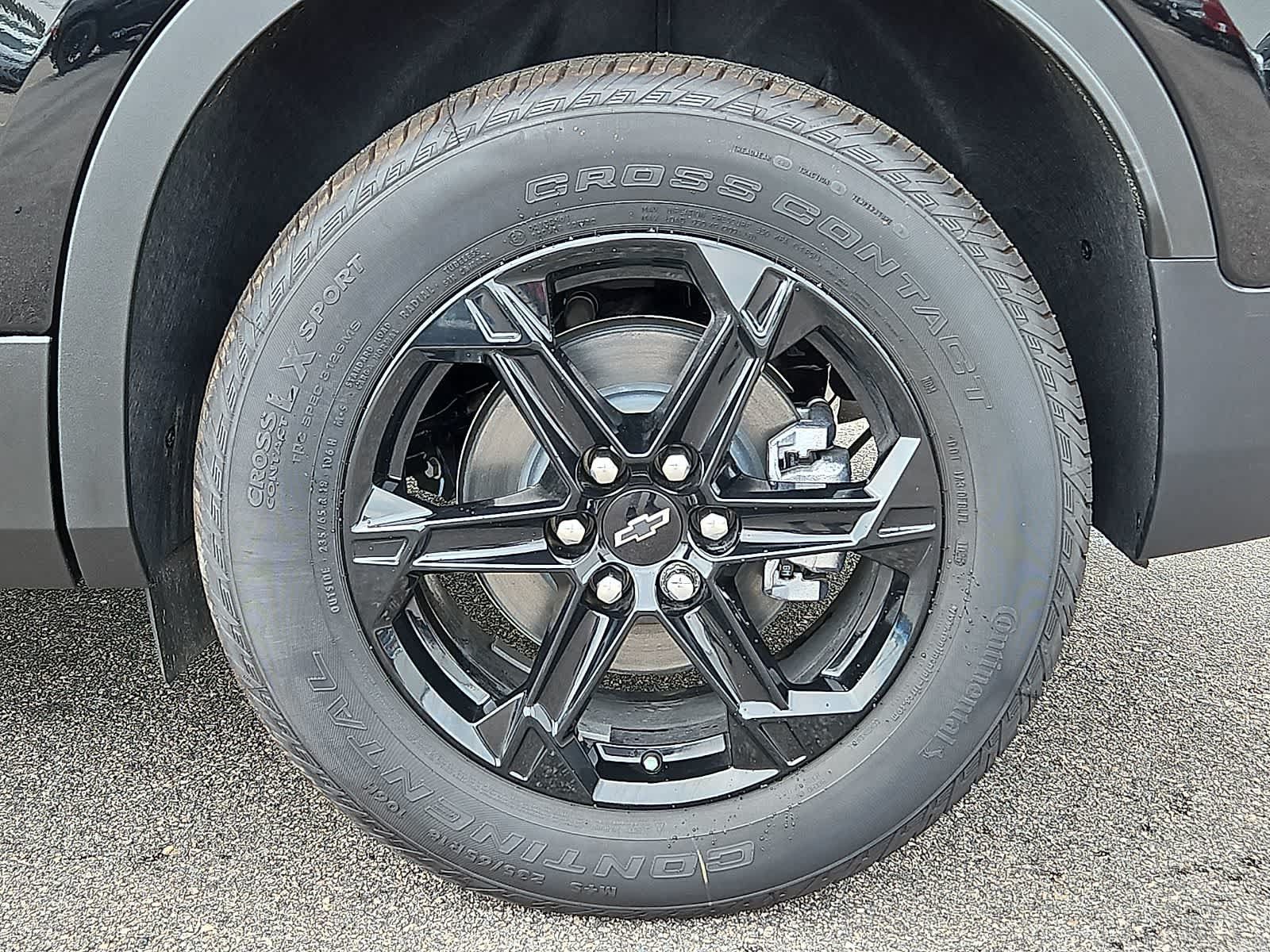New 2026 Chevrolet Blazer LT w/ Midnight/Sport Edition FWD image 7