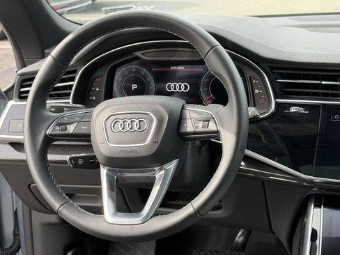 Used 2025 Audi Q8 Premium w/ Convenience Package AWD/4WD image 19