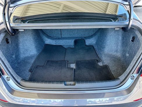 Used 2019 Honda Accord Sport image 23