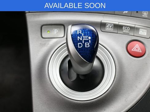 Used 2015 Toyota Prius Four w/ Deluxe Solar Roof Package FWD image 25