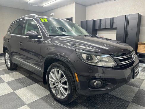 Used 2016 Volkswagen Tiguan SE image 5