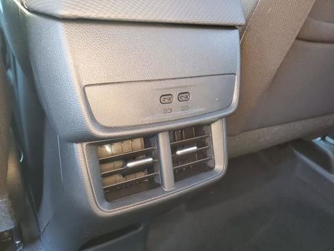 New 2026 Chevrolet Equinox LT image 10